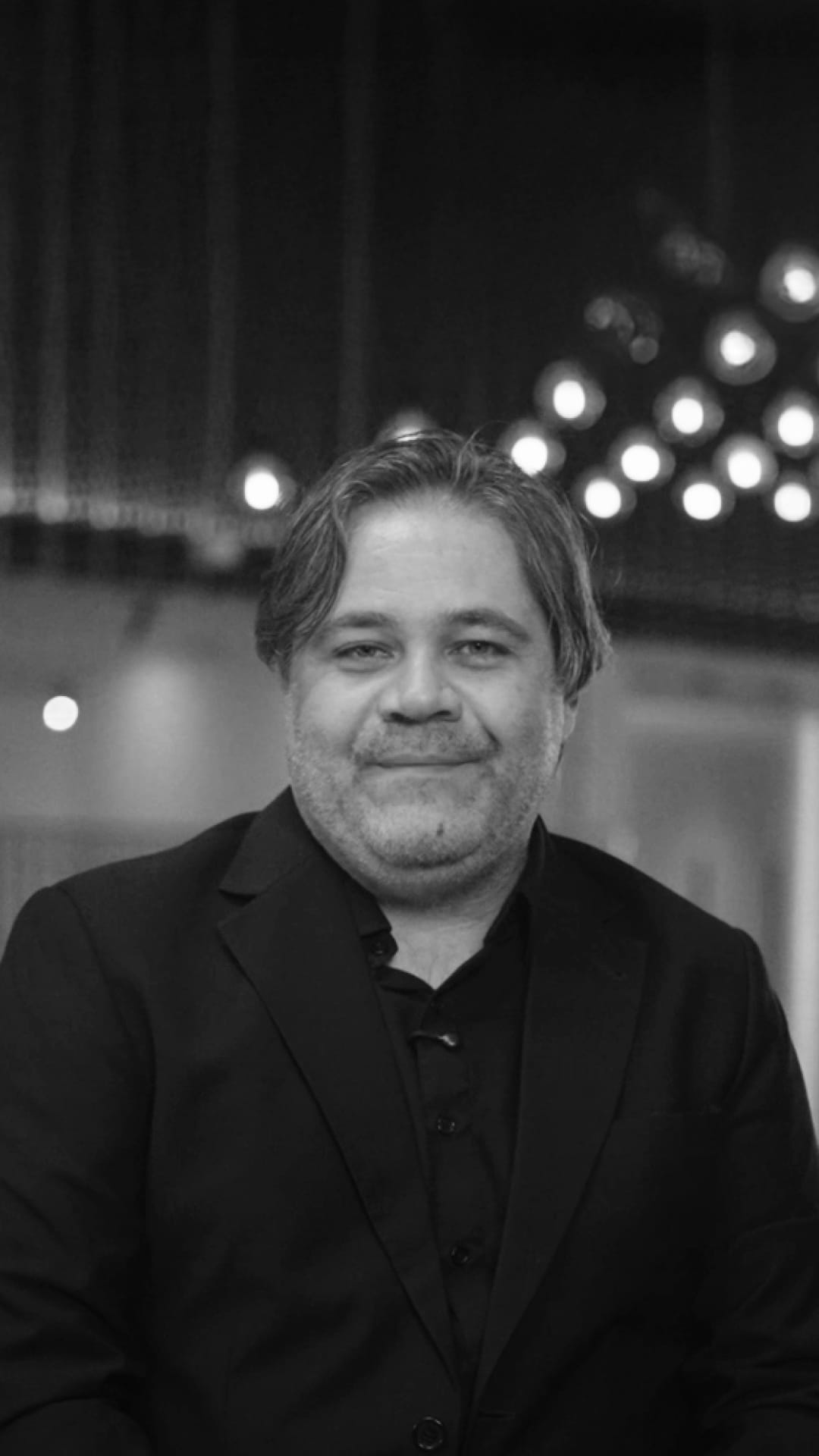 Tarik Tadmori-1080x1920 without text